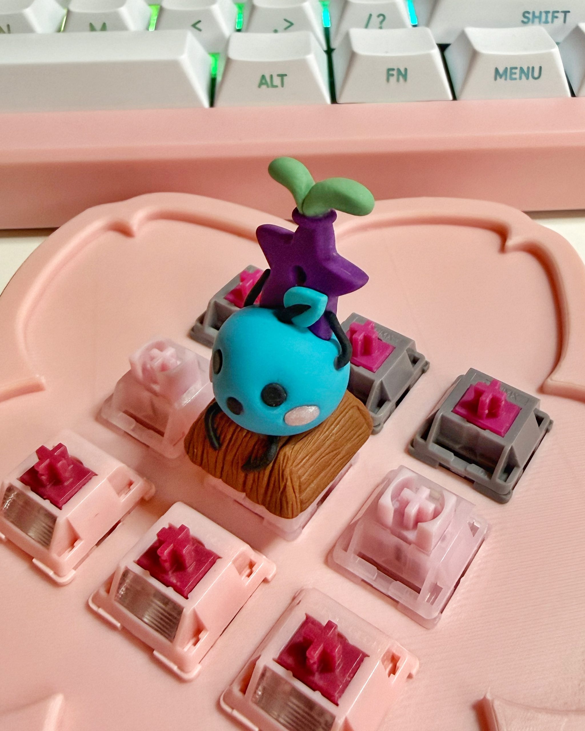 Junimo with Stardrop (Blue) - Image 3